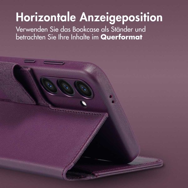 Accezz 2-in-1 Klapphülle aus Leder mit MagSafe für das Samsung Galaxy S23 FE - Heath Purple