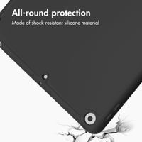 Accezz Smarte Klapphülle aus Silikon Apple iPad 6 (2018) 9.7 Zoll / iPad 5 (2017) 9.7 Zoll - Schwarz