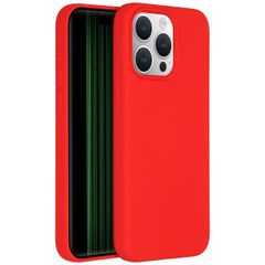 Accezz Liquid Silikoncase für das iPhone 15 Pro Max - Rot