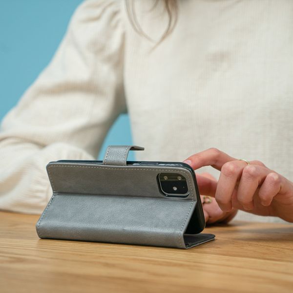 imoshion Luxuriöse Klapphülle Xiaomi Redmi Note 9T (5G) - Grau