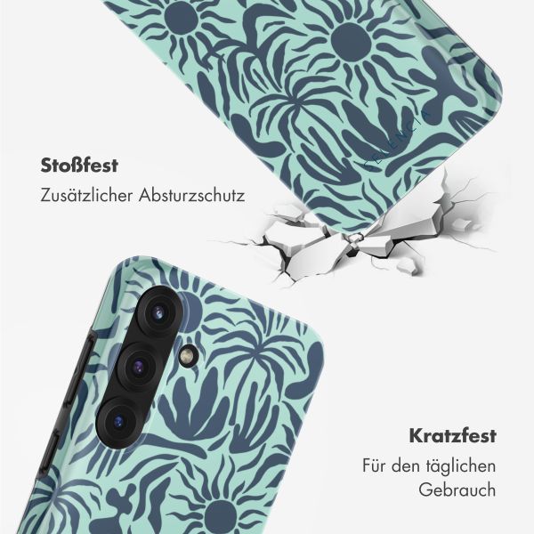 Selencia Vivid Tough Back Cover für das Samsung Galaxy S25 - Tropical Vibes Light Blue