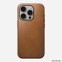 Nomad Modern Leather Case für das iPhone 15 Pro - English Tan