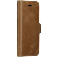 dbramante1928 Copenhagen Klapphülle für das Apple iPhone 14 - Braun