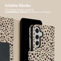 imoshion Design Klapphülle für das Samsung Galaxy S24 Plus - Black And White Dots