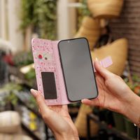 imoshion Design Klapphülle Apple iPhone SE (2022 / 2020) / 8 / 7 / 6(s) - Blush Berries